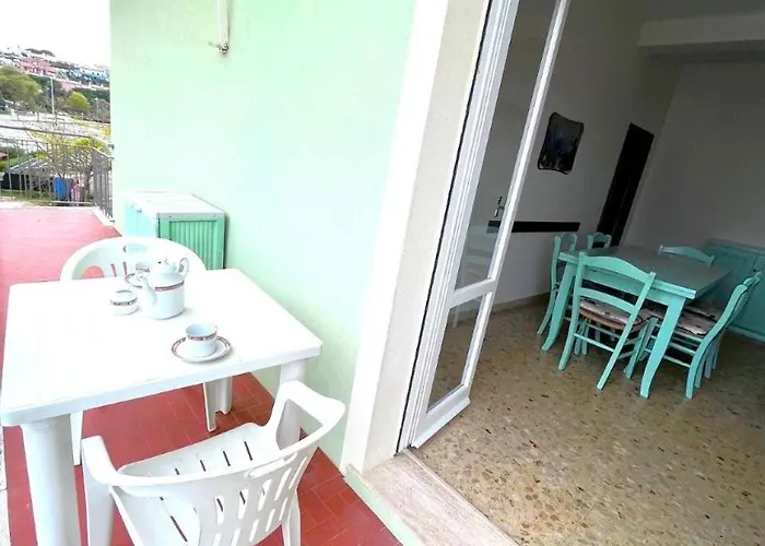 Trilo Marino Con Posto Auto Nel Centro Di Apartment